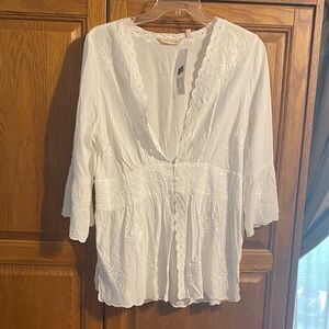 Soft Surroundings White Embroidered Tunic